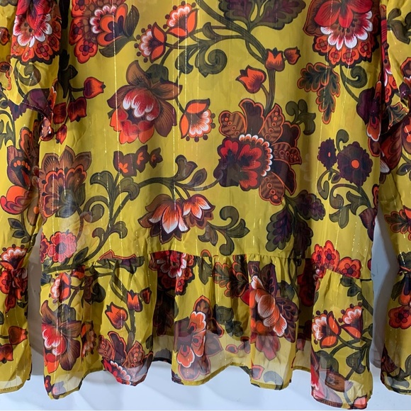 2/$35 Loft mustard Floral Peasant top - Picture 9 of 12